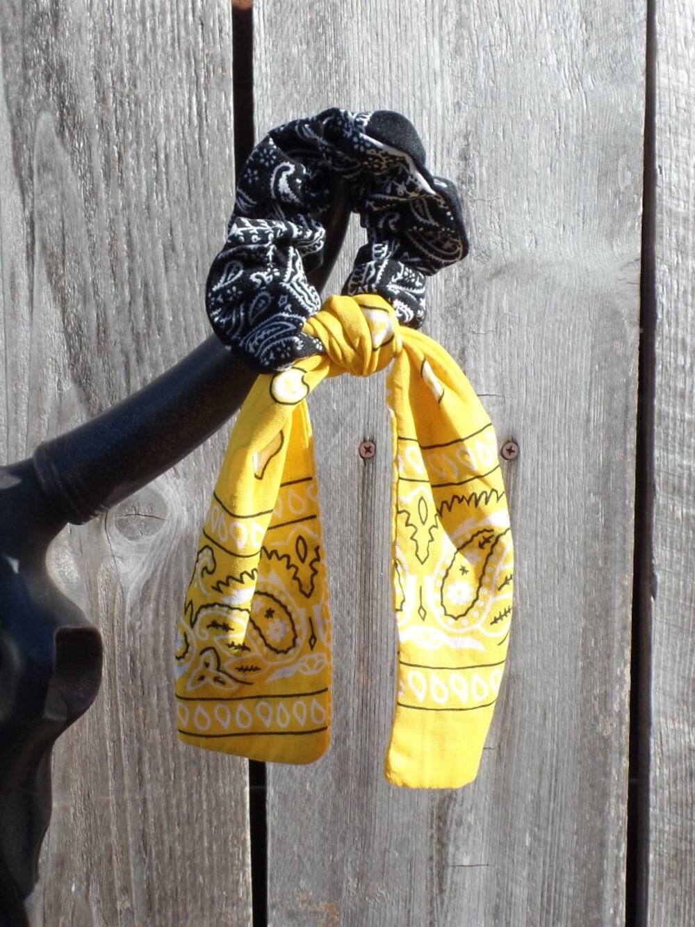 Hand Crafted Bandana Bow Tie BLACK/YELLOW
